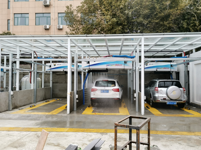 Four Leisuwash Car Washing Machines were installed and put into use at PetroChina in Nanyang City, Henan Province