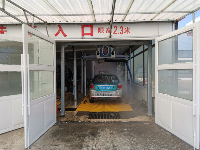 The X1 car washing machine was installed at the gas station of Tieli City Forestry Bureau in Yichun, Heilongjiang