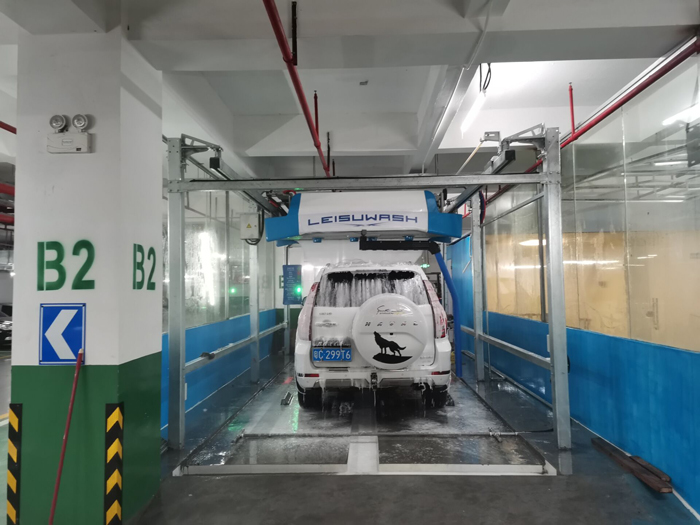 The 360 mini car washing machine was installed in the underground parking lot of Jinyuan International Plaza, Zhuhai City, Guangdong Province.