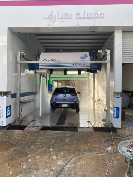The 360 colorful car washing machine was installed and put into use in Wadi Douaser city, Saudi Arabia