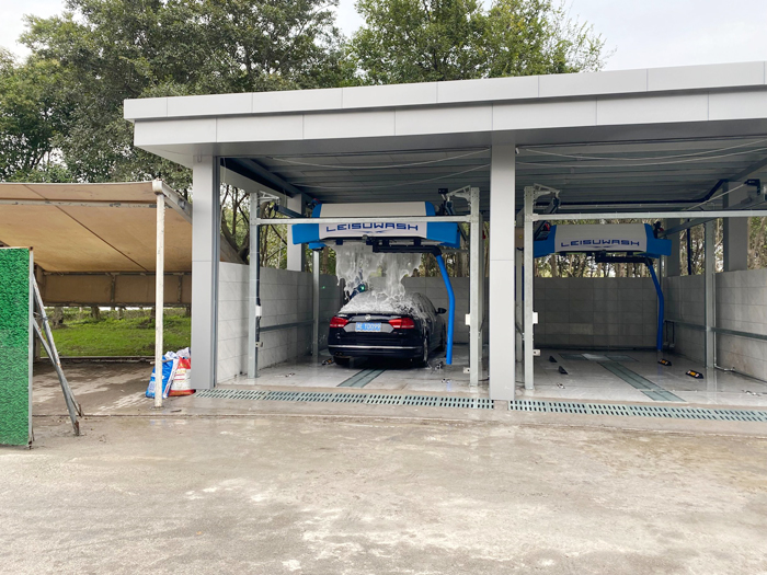 360 car washing machine was installed in the administrative center of Wuxing District, Huzhou City, Zhejiang Province